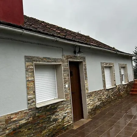 Holiday home Casa Vinculeiro Morana